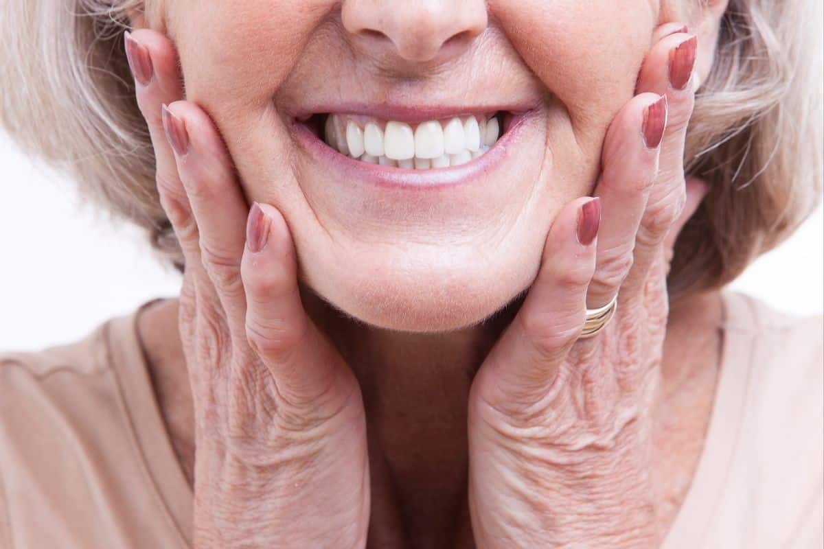 Dentadura postiza sin paladar