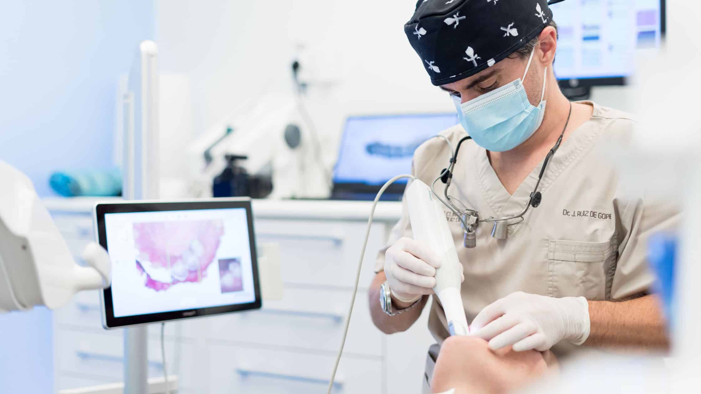 clinica dental ruiz de gopegui juan