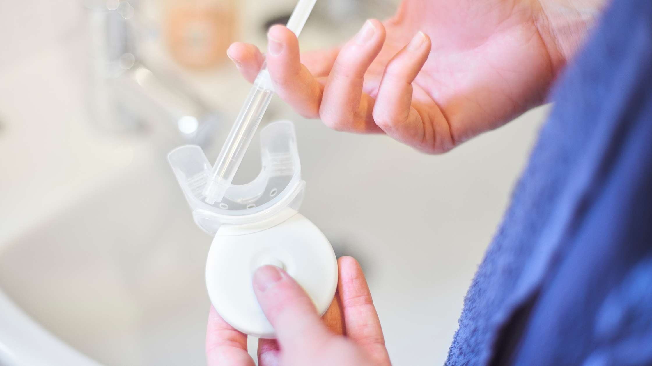 Gel blanqueamiento en casa ambulatorio clínica dental Ruiz de Gopegui
