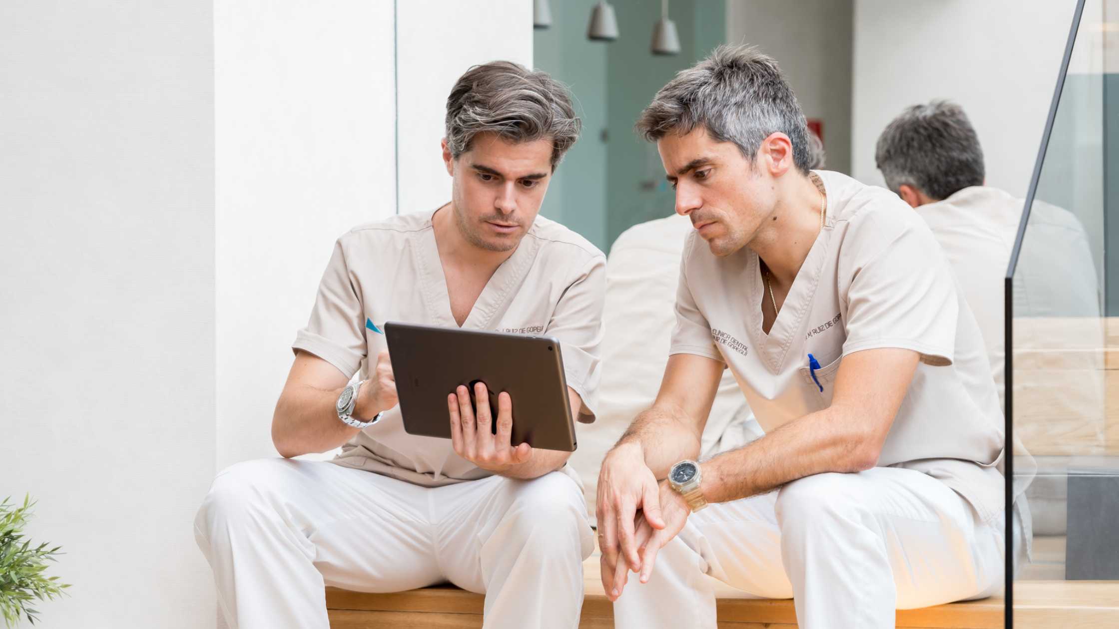 doctores ruiz de gopegui clinica dental