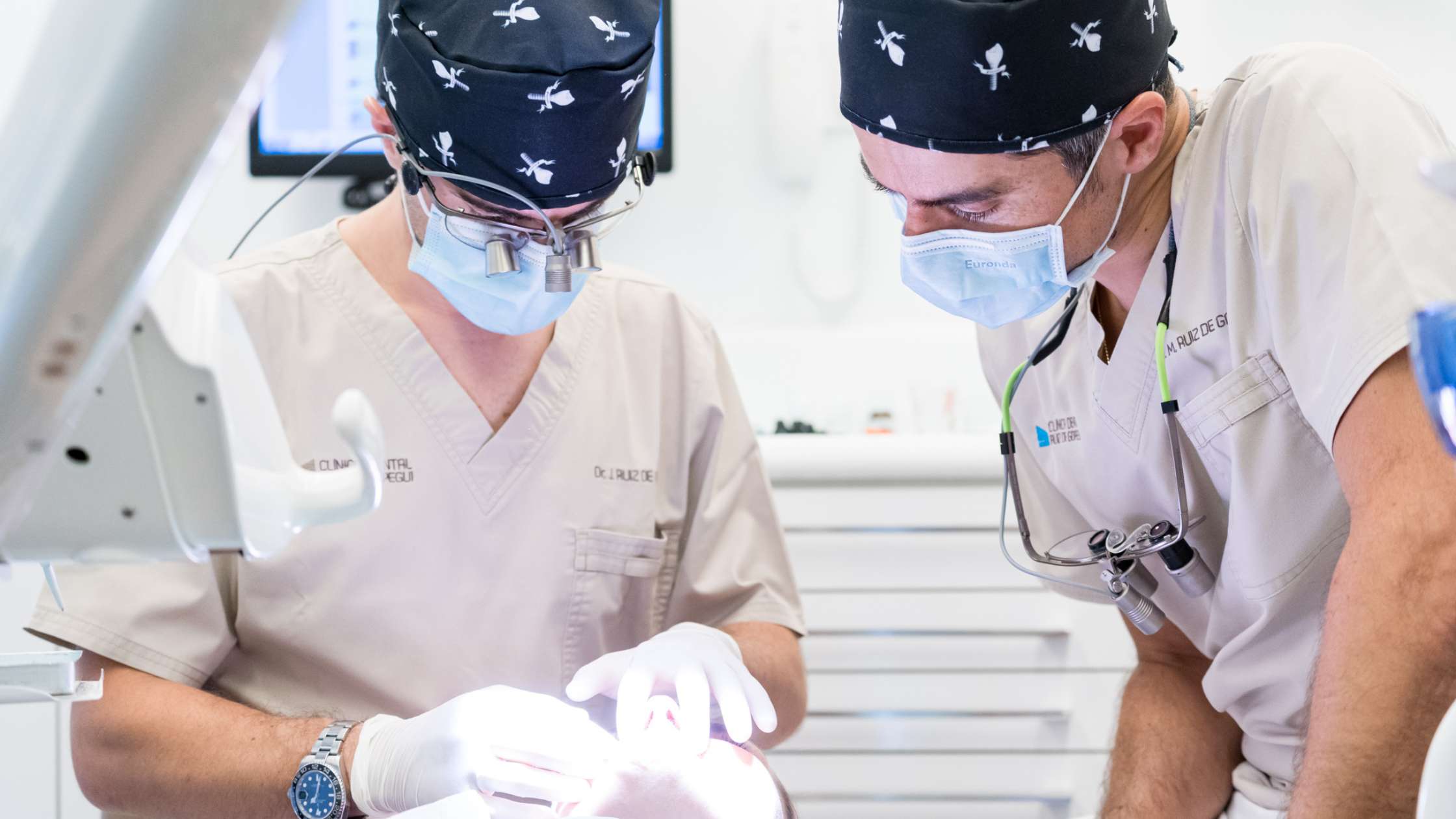 clinica dental ruiz de gopegui apicectomía