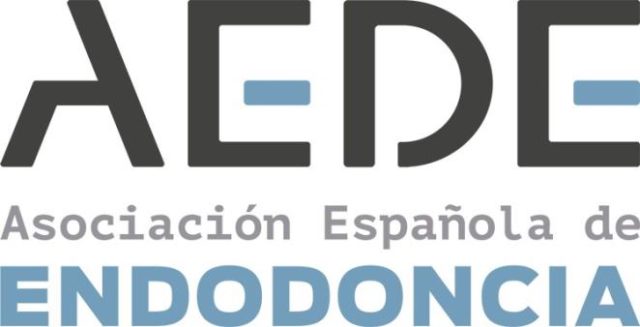 Logo AEDE Clinica dental Ruiz de gopegui