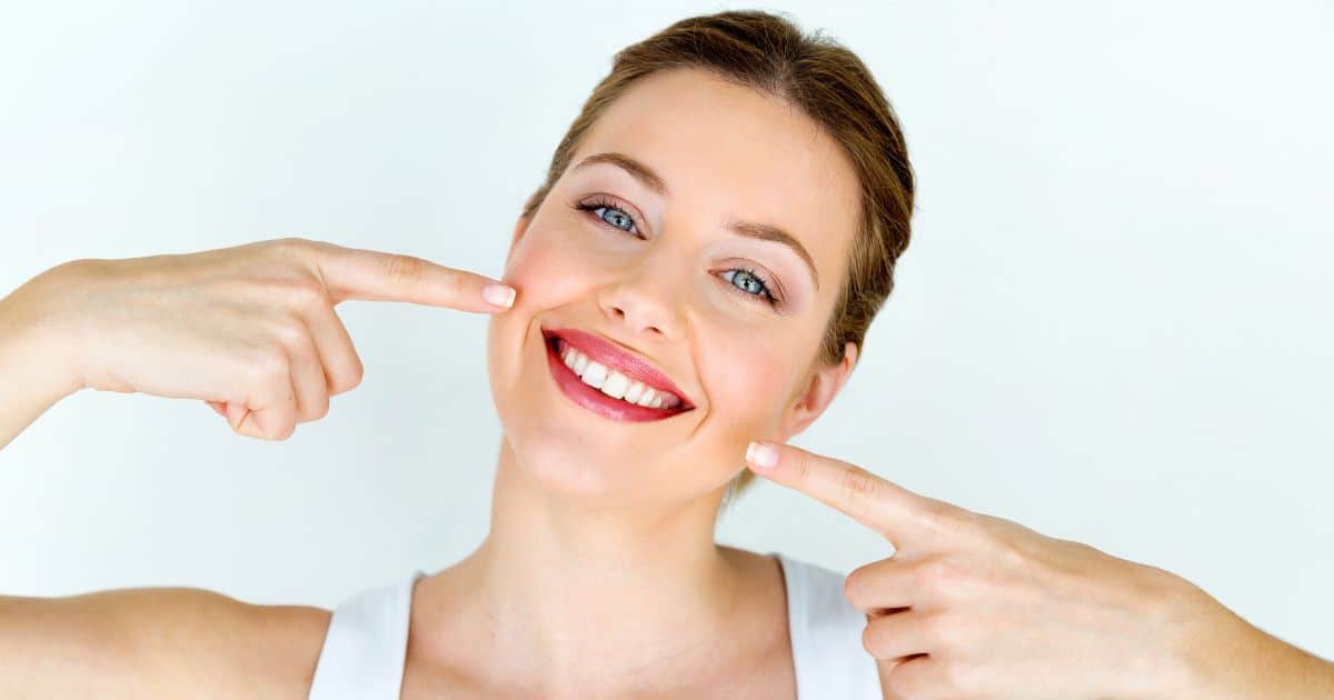 Dientes alienados